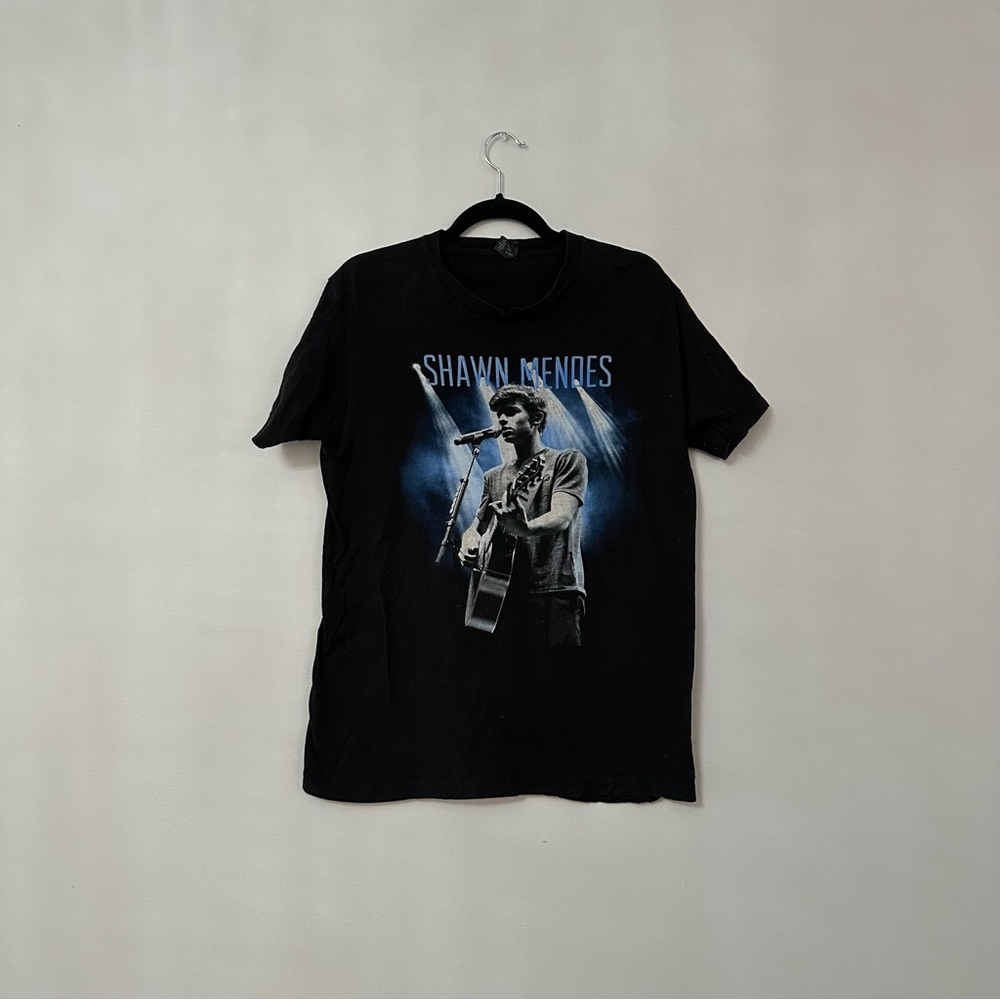 SHAWN MENDES 2015 OFFICIAL tour shirt
